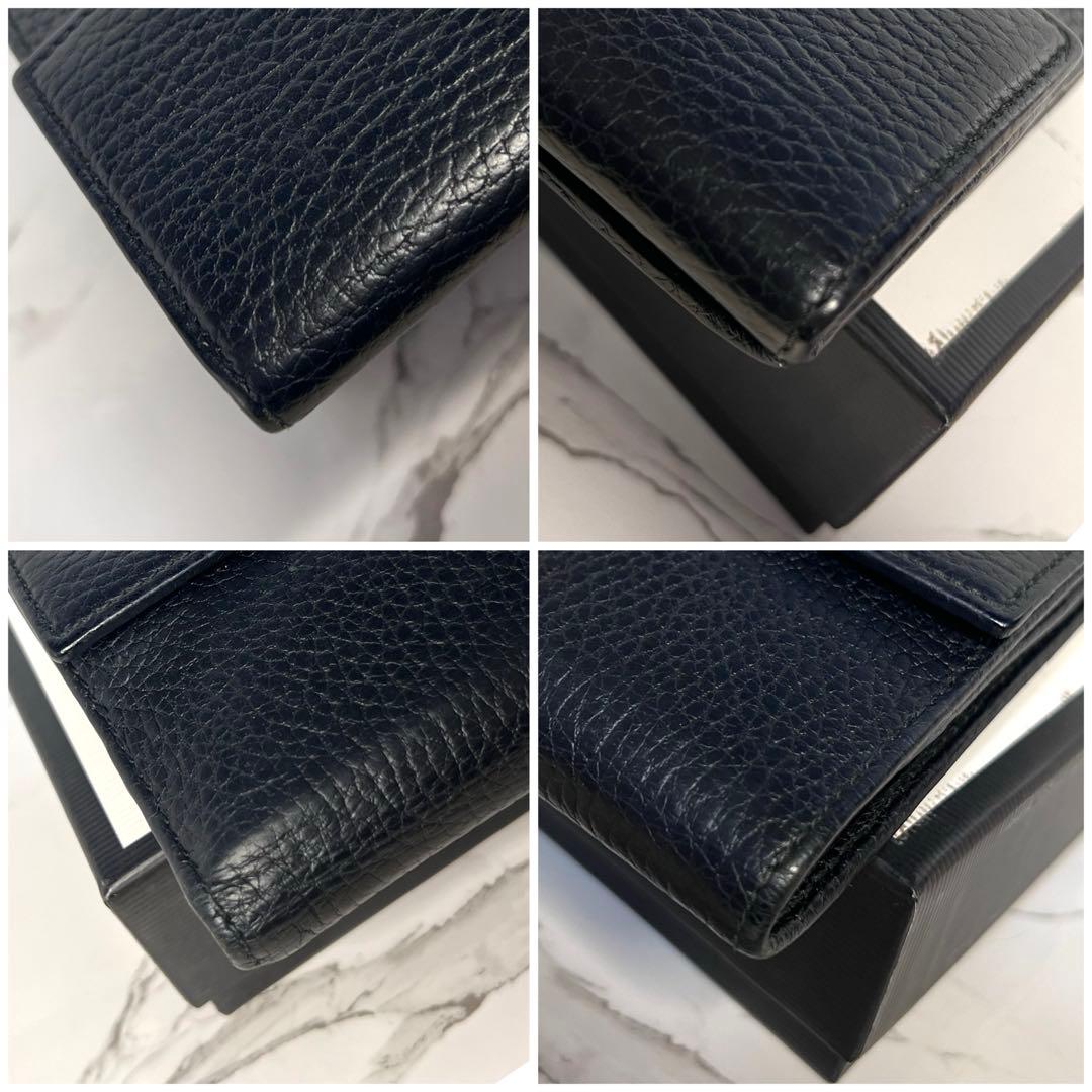 【美品】GUCCI GGマーモント ２つ折り財布