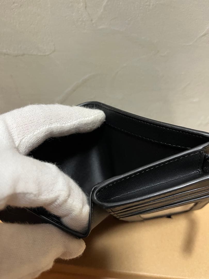 ✨️新品未使用✨️COACH 折り財布 ブラック シグネチャー
