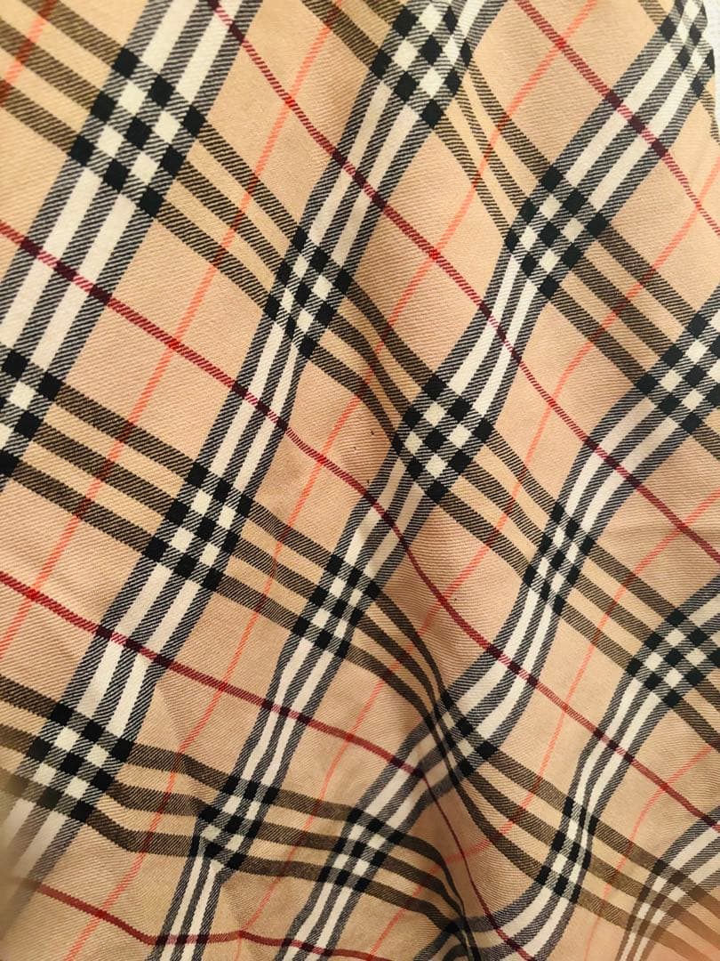 公*o様 BURBERRY 38size ウール　総柄ワンピース　穴あき　ほつれ