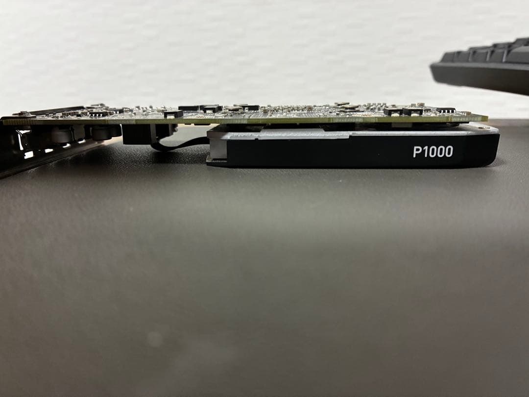 NVIDIA QUADRO Ｐ1000 グラフィックボード