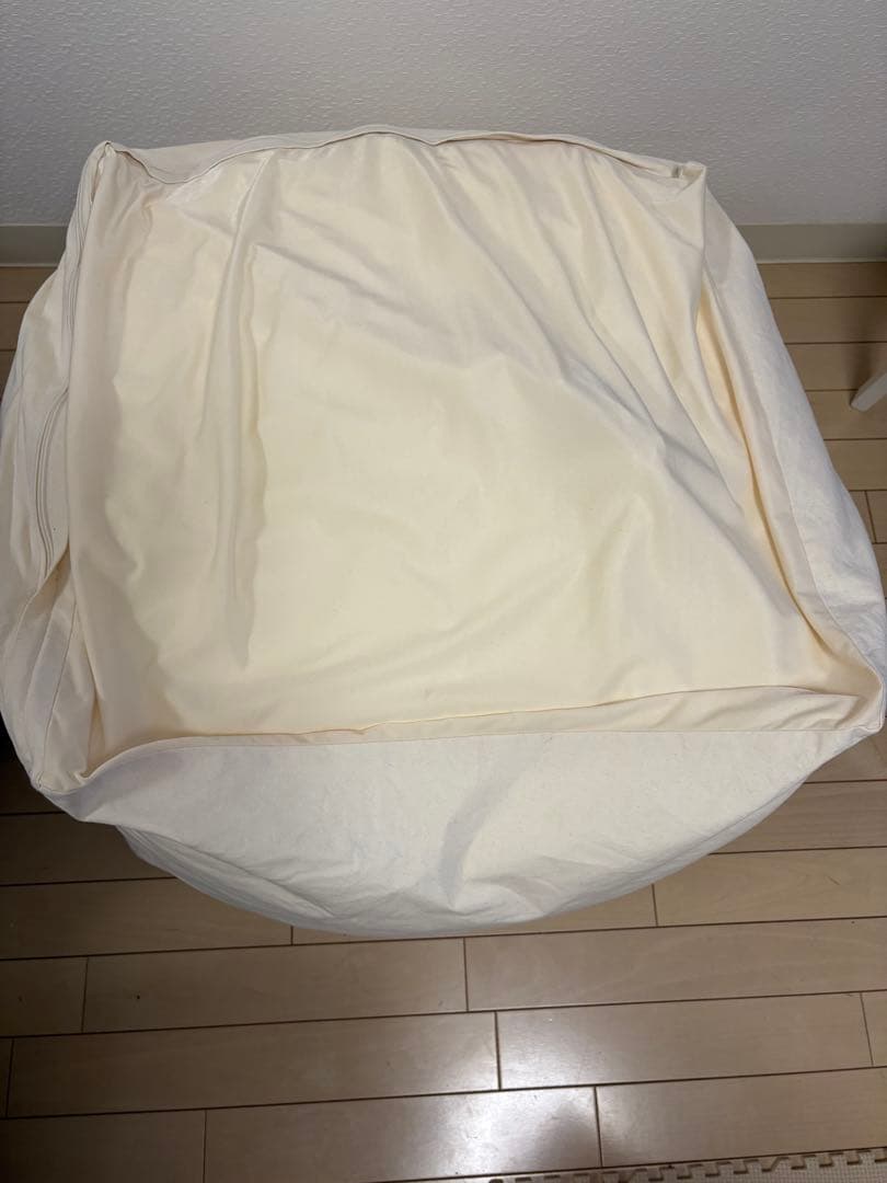 無印　人をダメにするソファ　生成