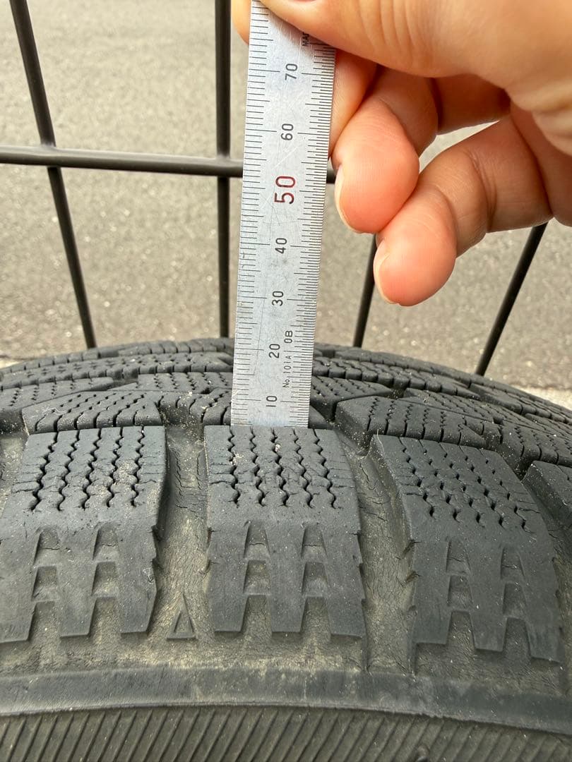 mil 165/60R15 トーヨータイヤ　スタッドレス　2本セットその2