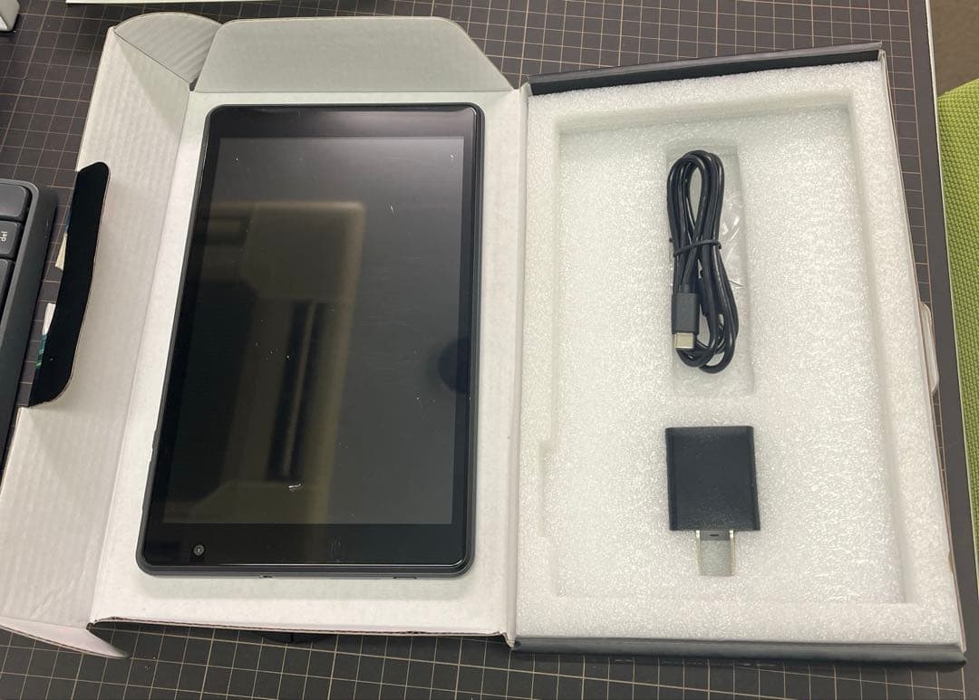 YAMAZEN Quriom8インチ　各種センサー搭載　Android15