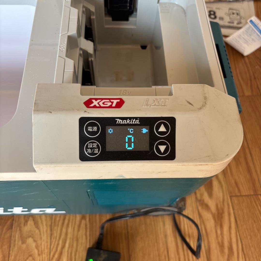 Makita CW001G 冷温庫 12L
