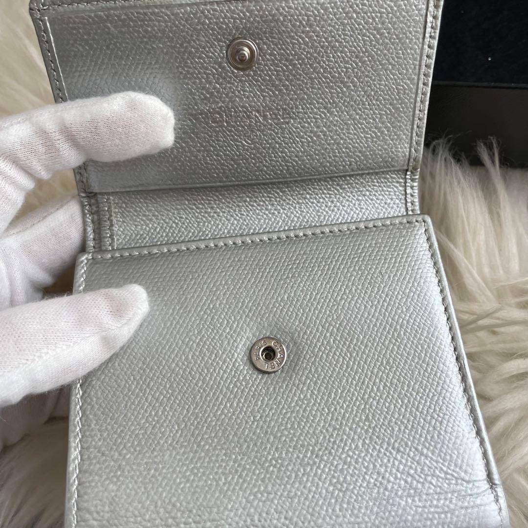シャネル CHANEL 財布 三つ折りシルバー ココボタン ココマーク 正規品