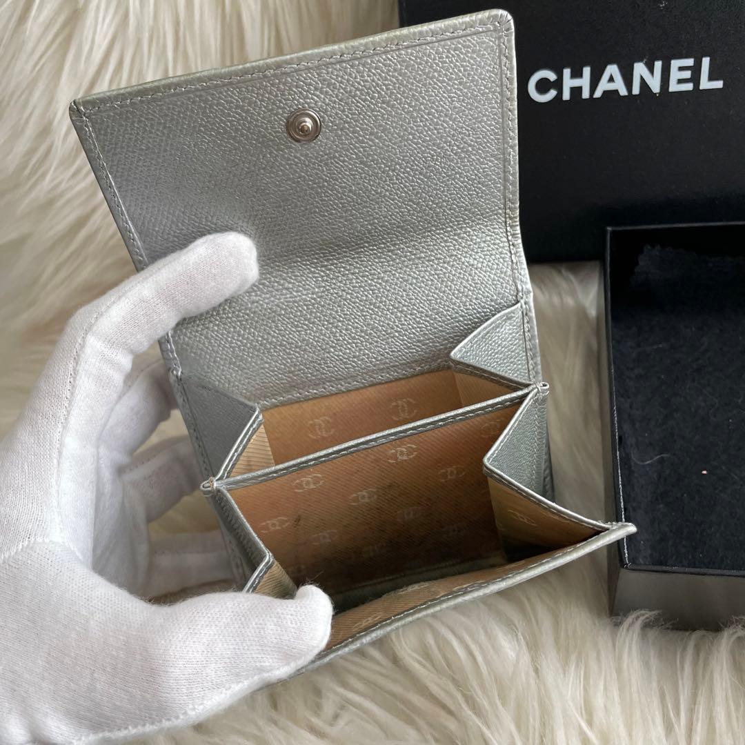 シャネル CHANEL 財布 三つ折りシルバー ココボタン ココマーク 正規品