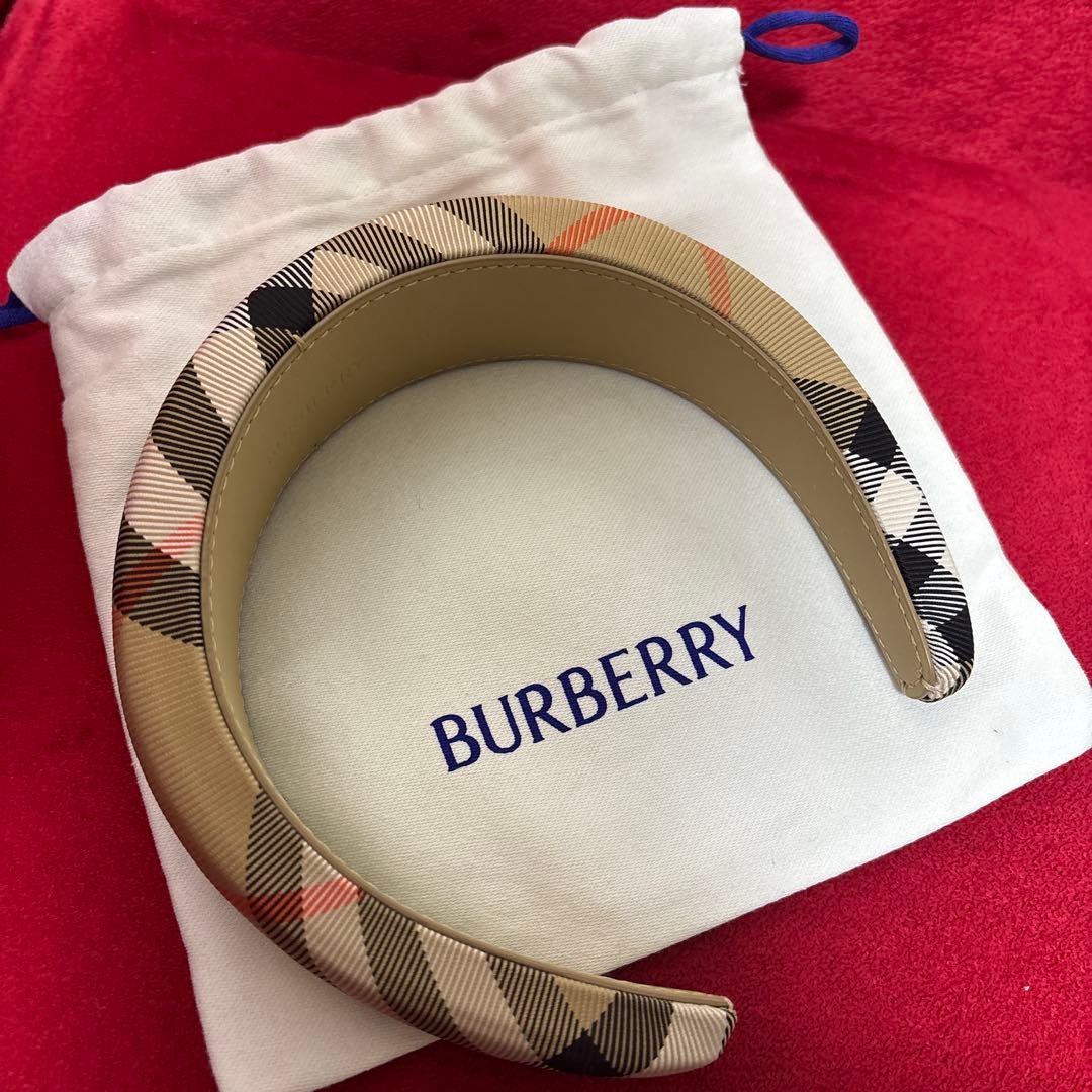 正規品Burberryチェック柄 ヘアバンド（巾着付き）