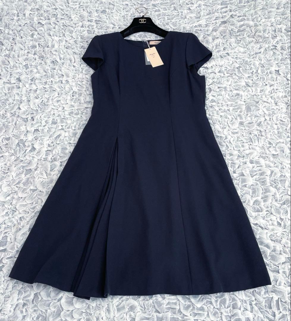 マーリエパーエフデ　新品　紺色ワンピース　13 XL 定価31000円