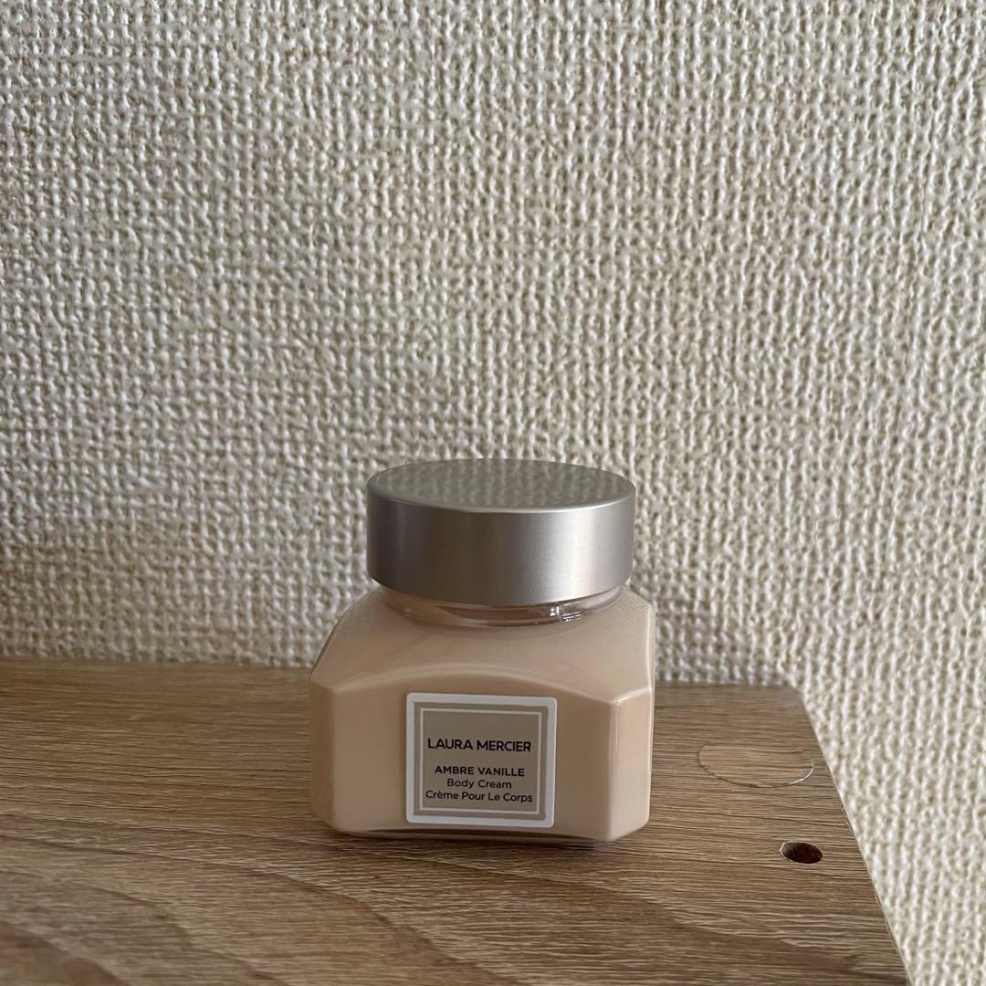 数回使用　ローラメルシエ　アンバーバニラ　ボディークリーム60g 香水15ml