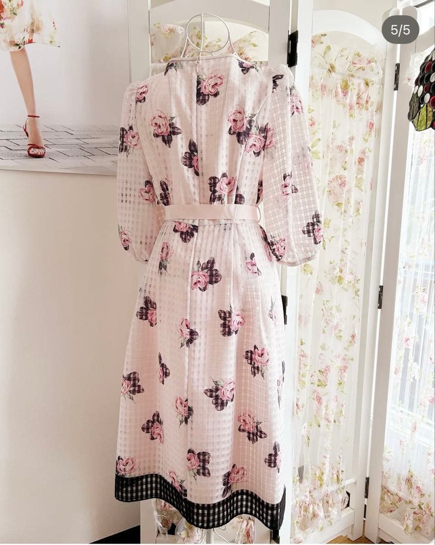 エムズグレイシー 花柄ワンピース 38 定価49500円 アナウンサー着用