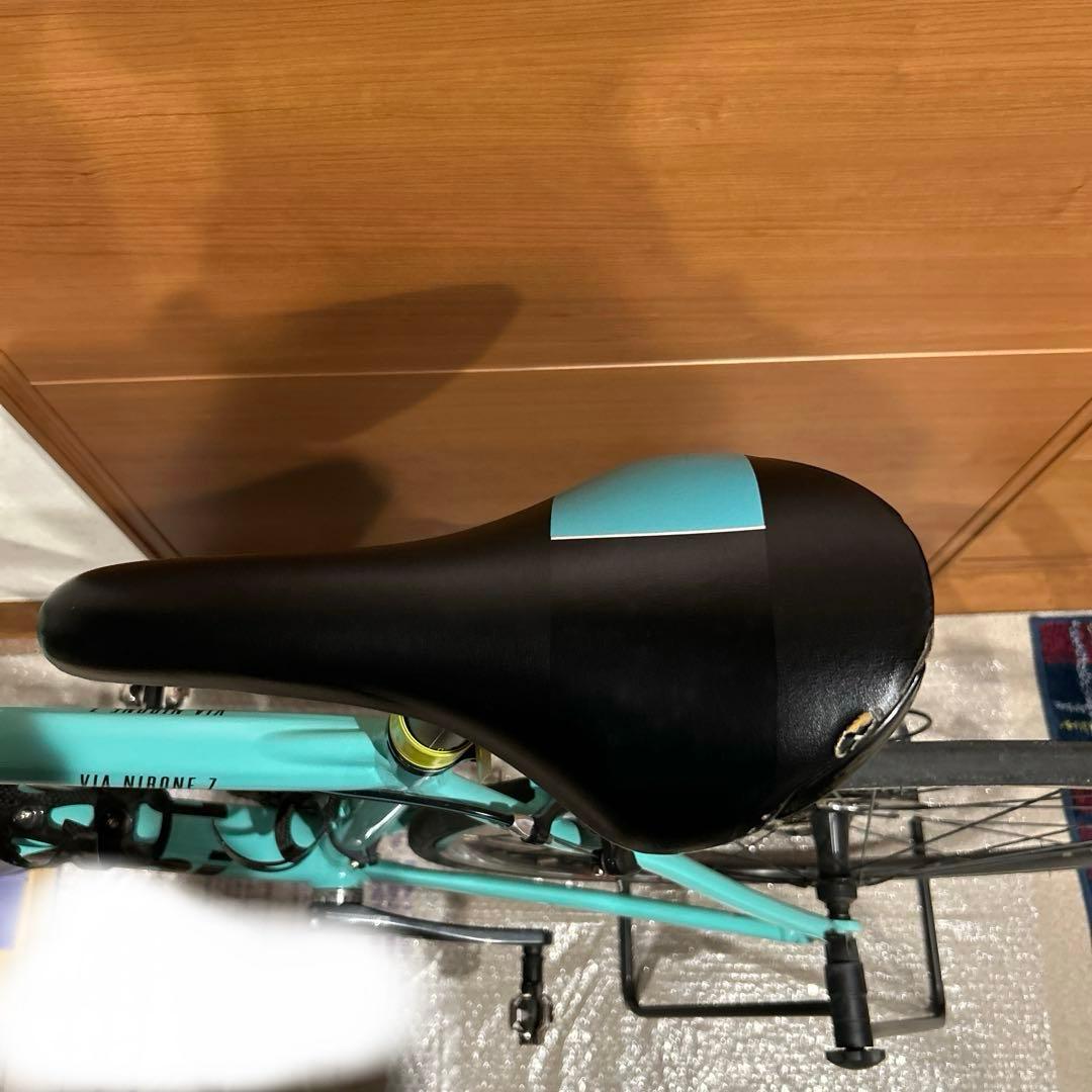 Bianchiロードバイク VIA NIRONE 7SORAモデル　サイズ53