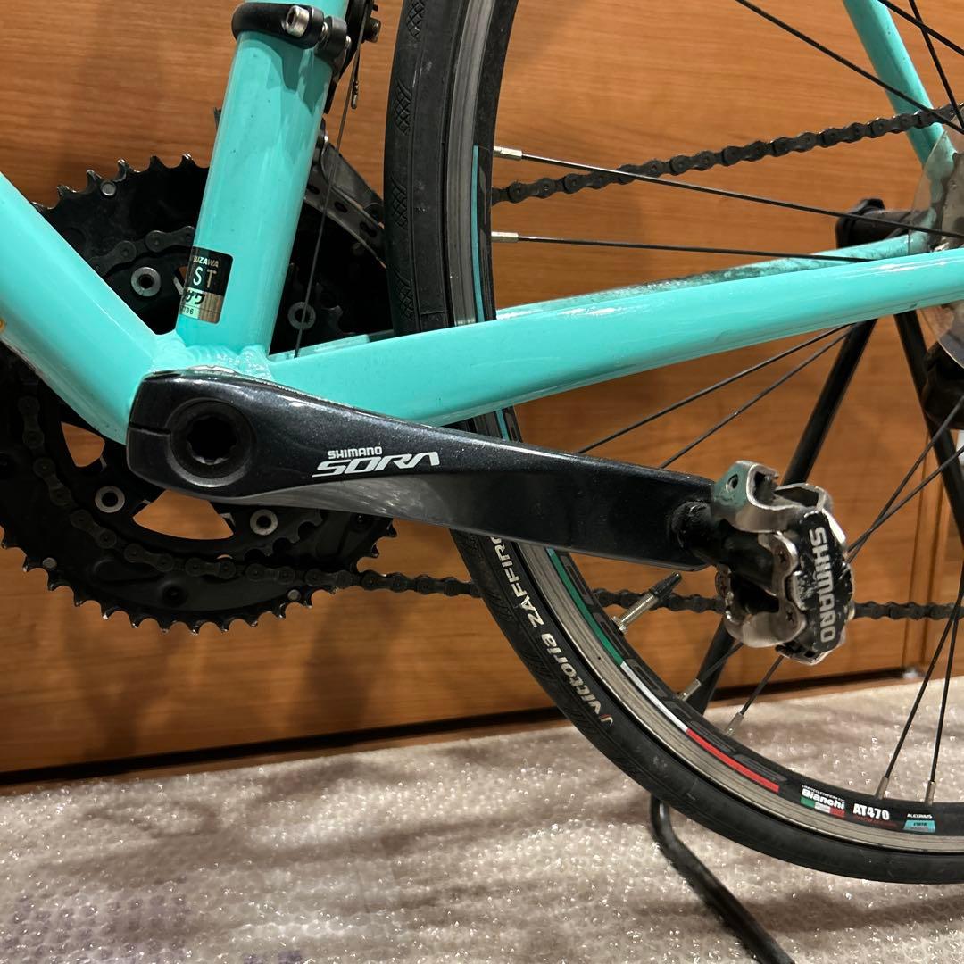Bianchiロードバイク VIA NIRONE 7SORAモデル　サイズ53