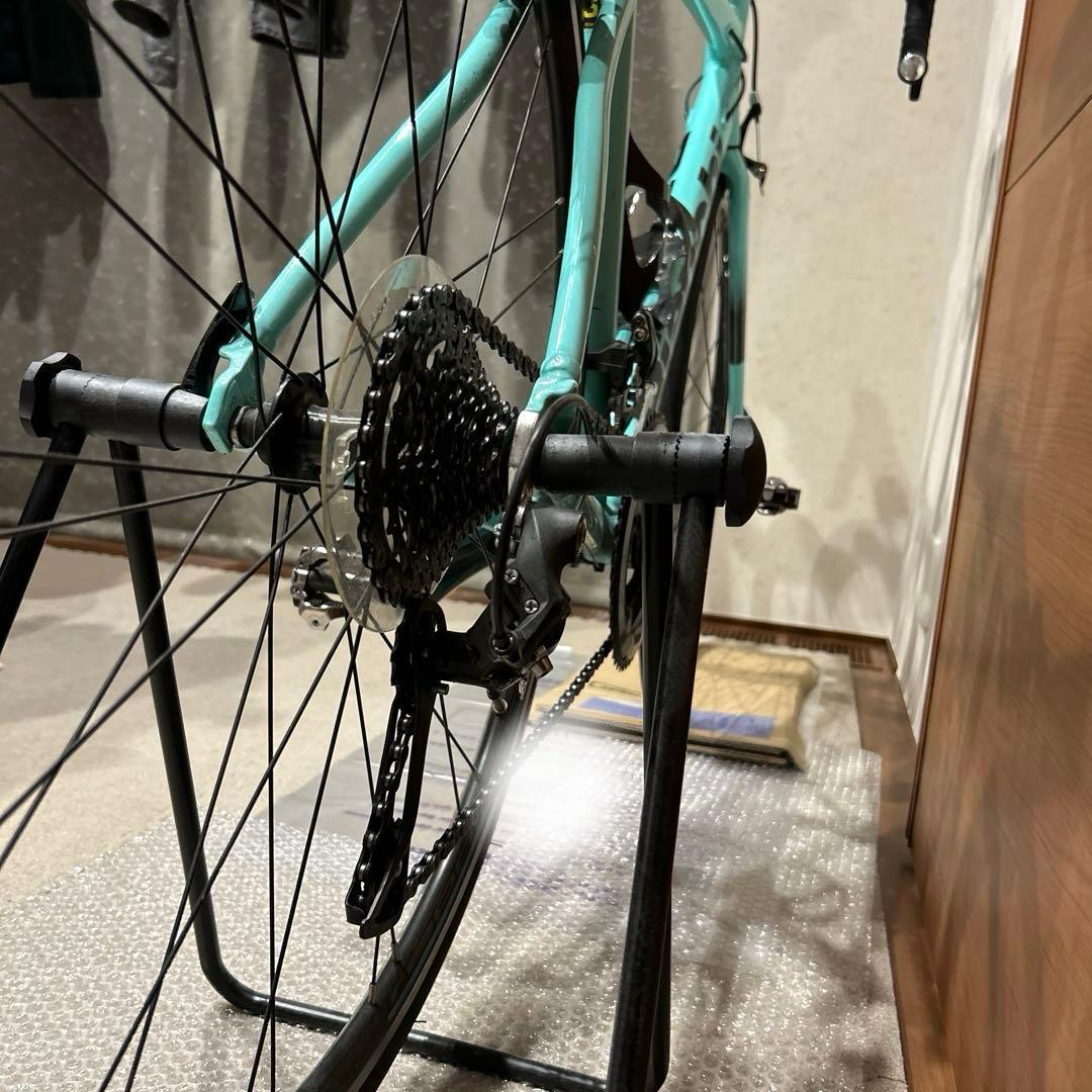 Bianchiロードバイク VIA NIRONE 7SORAモデル　サイズ53