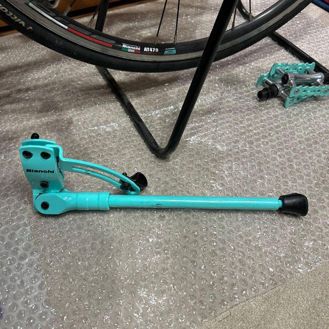 Bianchiロードバイク VIA NIRONE 7SORAモデル　サイズ53