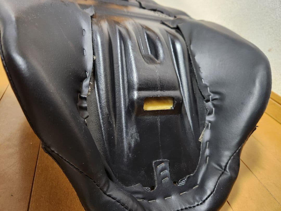 ハーレーダビッドソン シート 黒