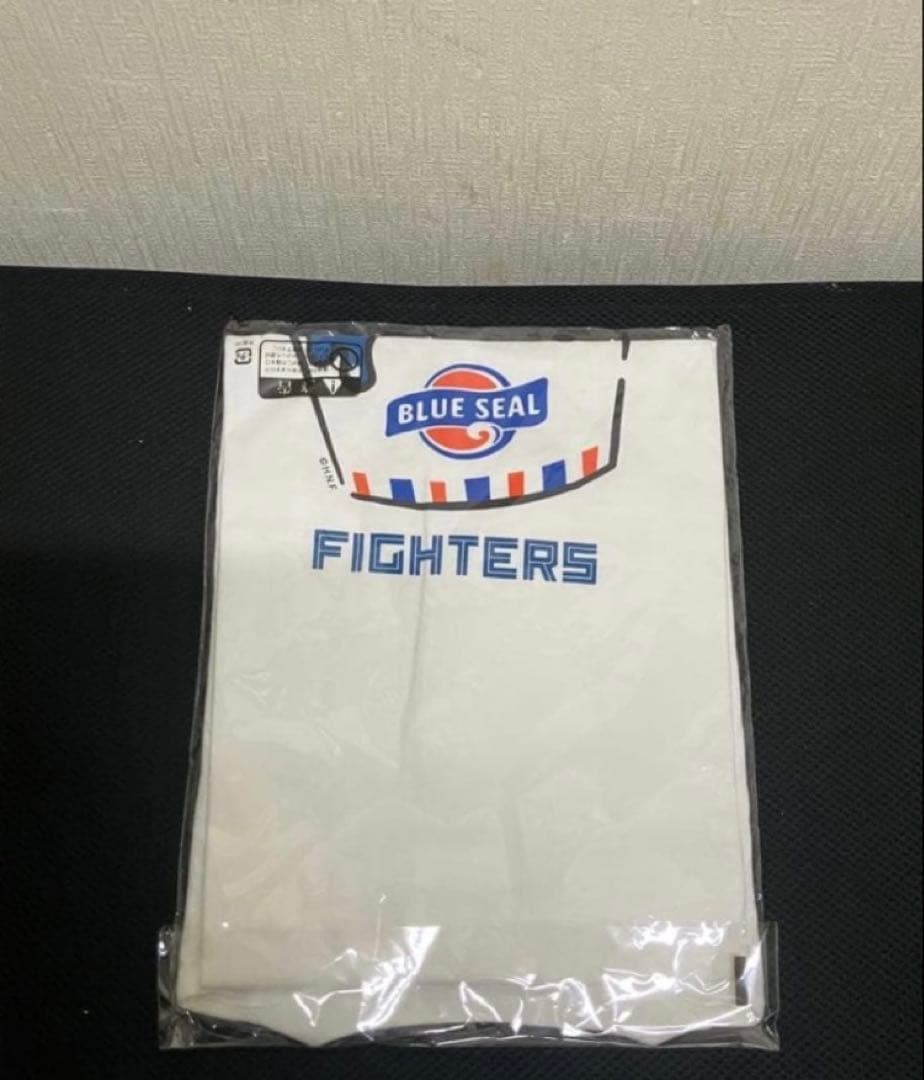 北海道日本ハムファイターズ 沖縄キャンプ限定 ブルーシール Tシャツ