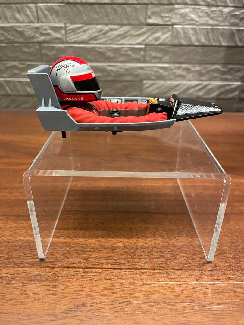 TAMIYA 1/10 アバンテ2011ドライバー完成品