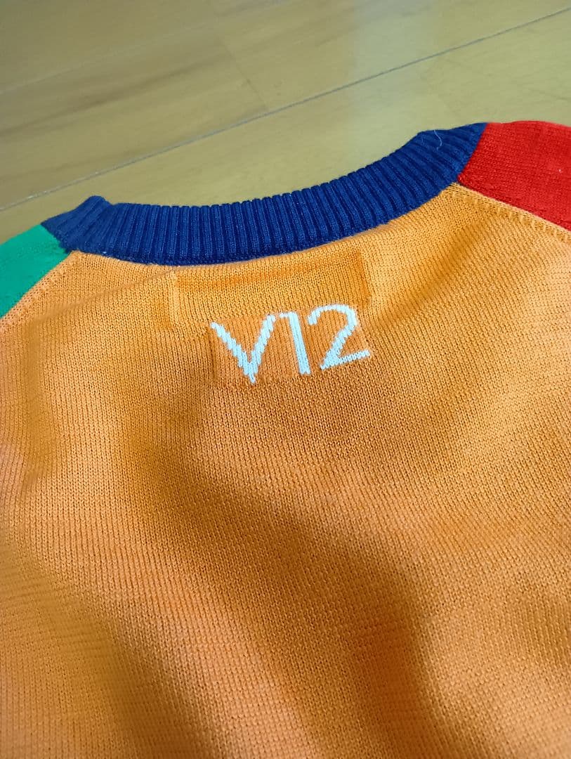 超美品！V12 バイカラー　ウールニット[V12]