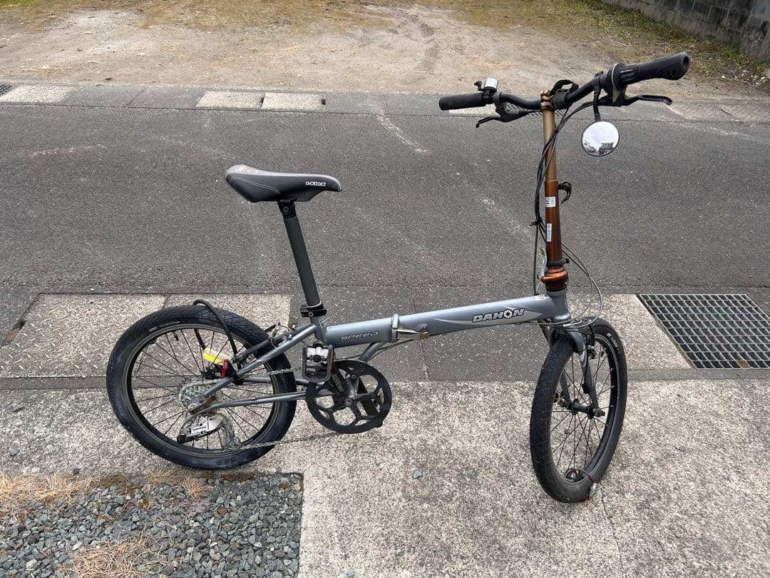 ヨツコプツノゼミ　ダホン 折りたたみ自転車 グレー　8段変速　ミニベロ