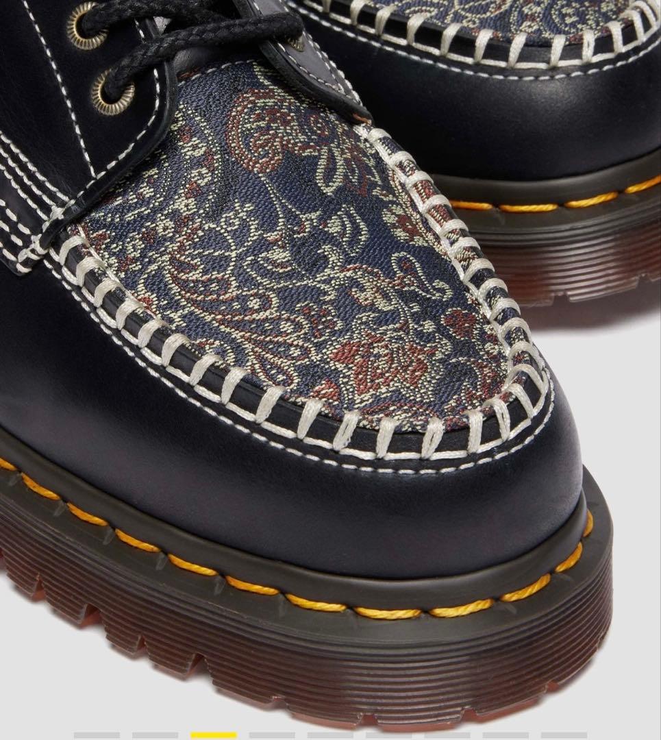Dr.Martens LOWELL ブラック 4ホール