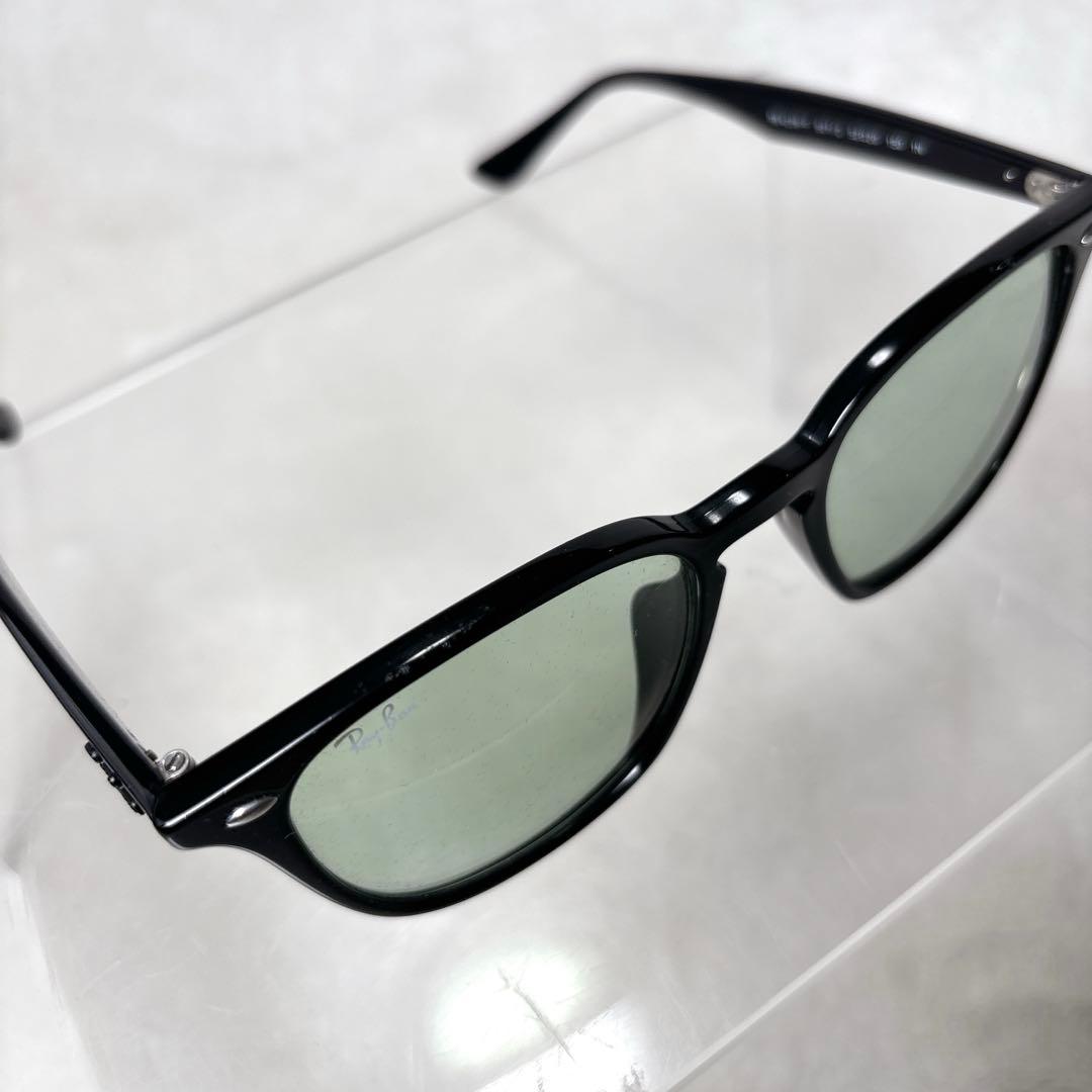 Ray-Ban RB4258F 601/2人気芸能人愛用シリーズ