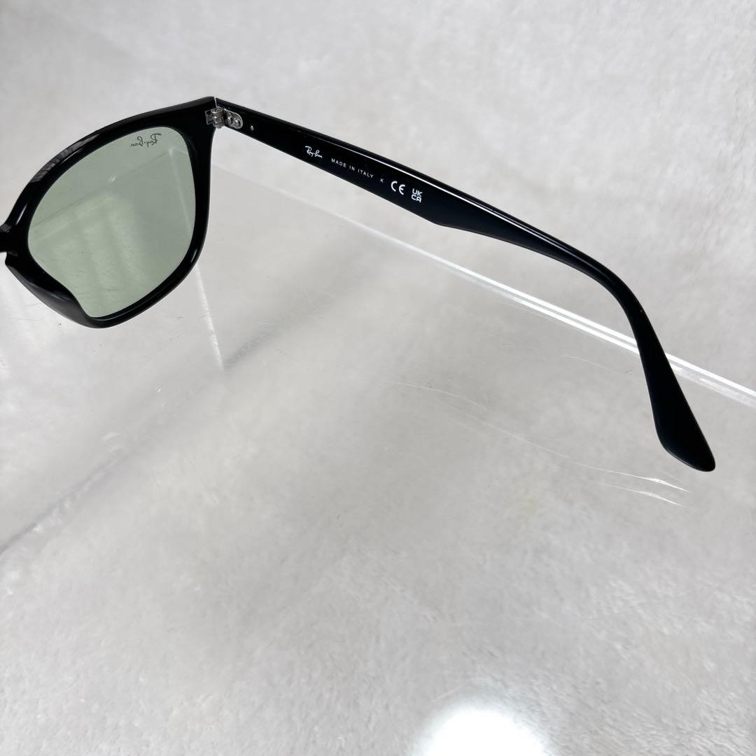 Ray-Ban RB4258F 601/2人気芸能人愛用シリーズ