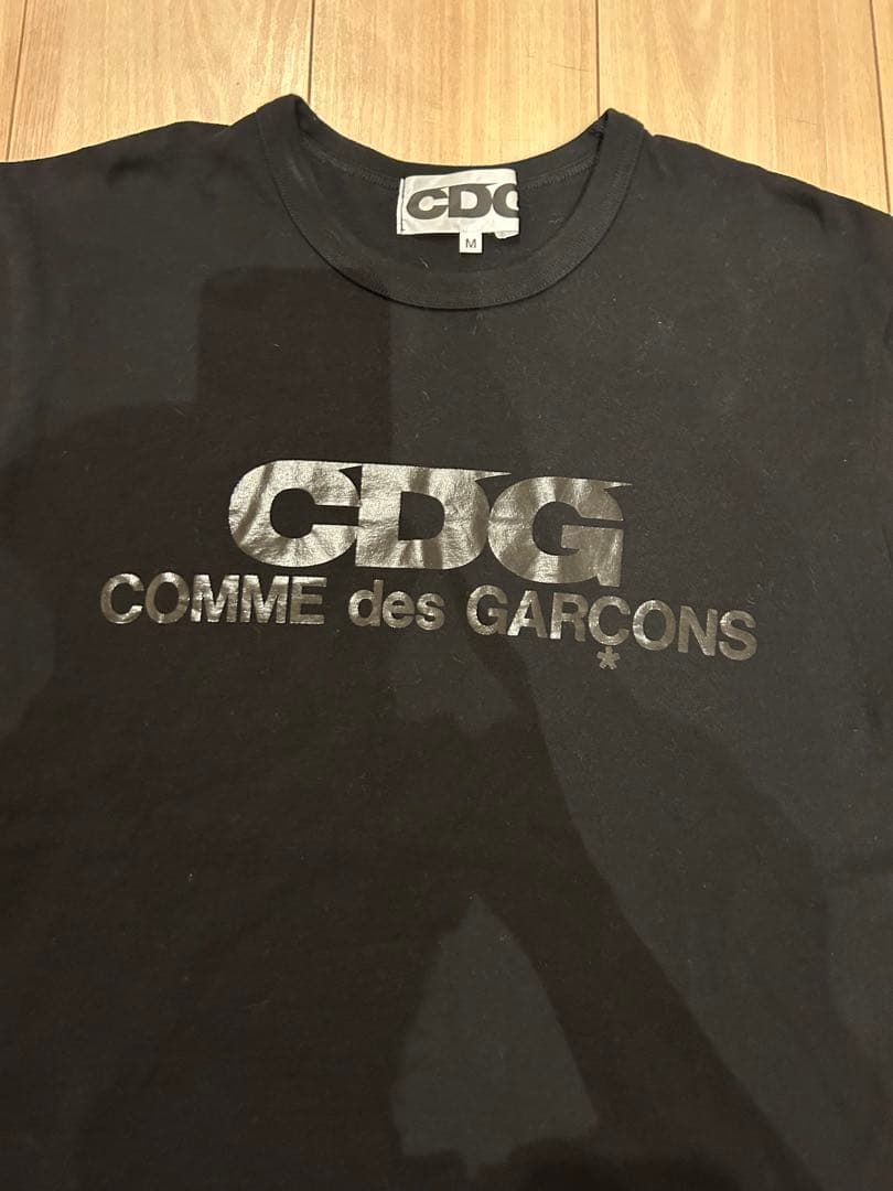 新品‼️コムデギャルソン【CDG】Tシャツ