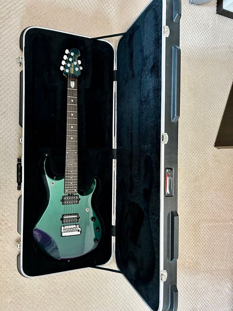 Ernie Ball Music Man JP6 MD（Piezo搭載）