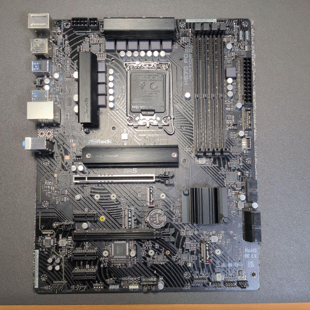 ASRock H670 PG Riptide マザーボード