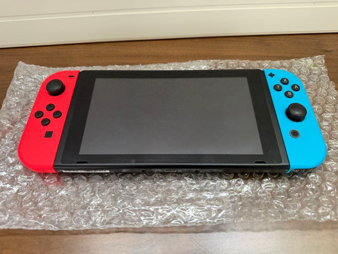 初期　Nintendo Switch ネオンブルー/ネオンレッド　ソフトおまけ