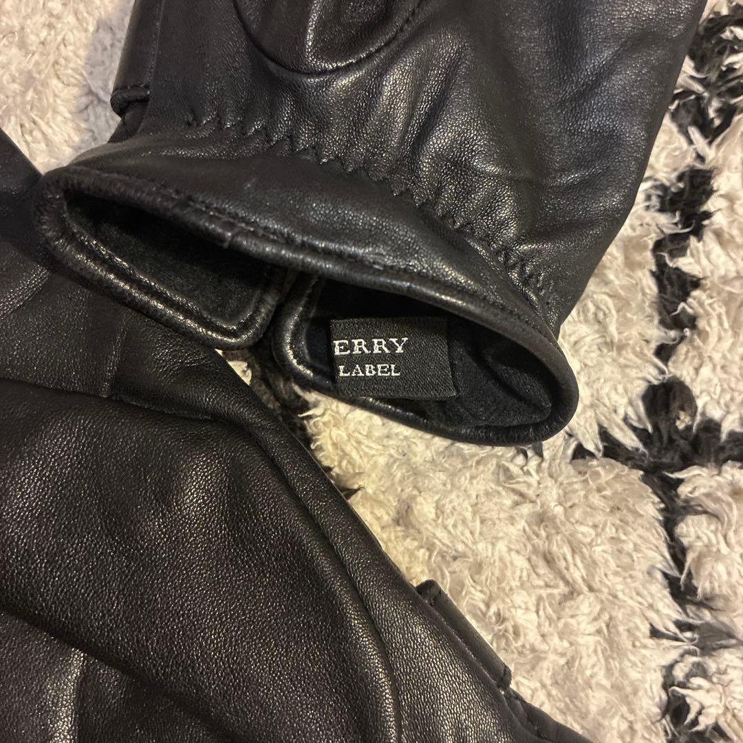 【希少】BURBERRYバーバリーブラックレーベル本革メタル釦加工レザー手袋