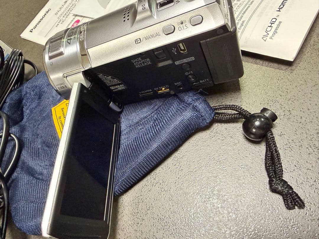 Panasonic HC-V700M ビデオカメラ 本体