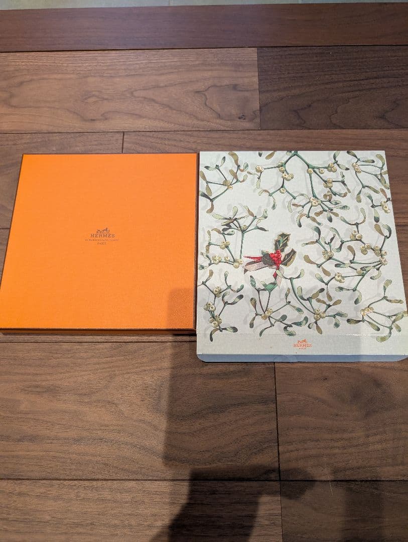 HERMES　シルクスカーフ