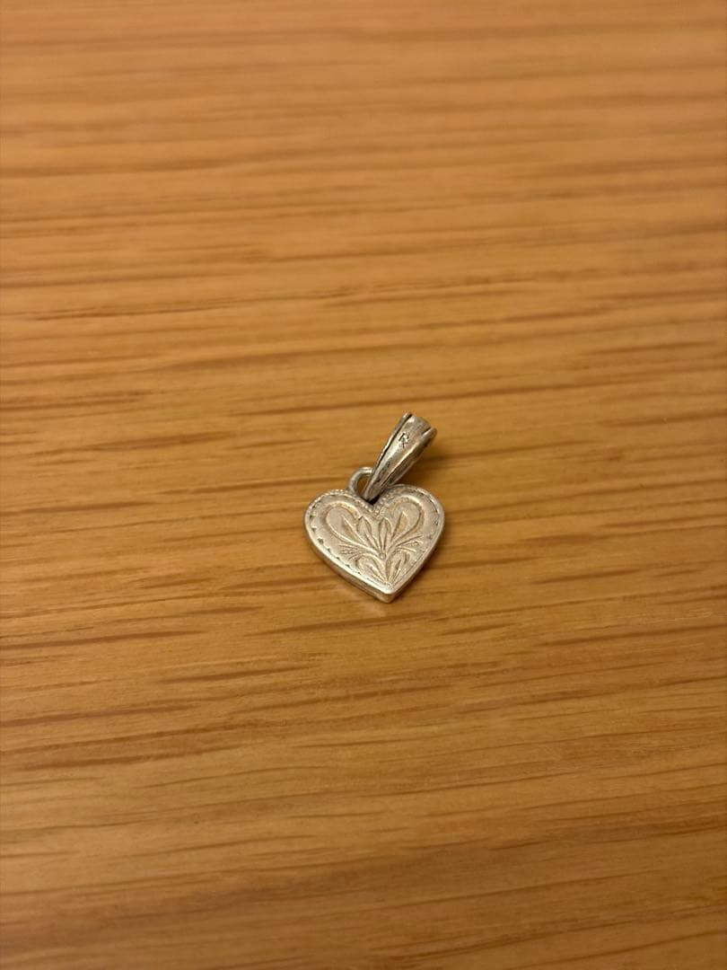 アクセサリー ANTIDOTE BUYERS CLUB Heart Pendant