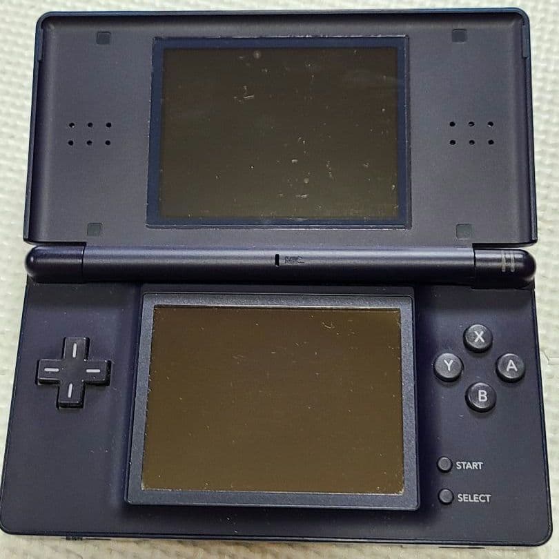 DS LITE エナメルネイビー　箱有り　任天堂