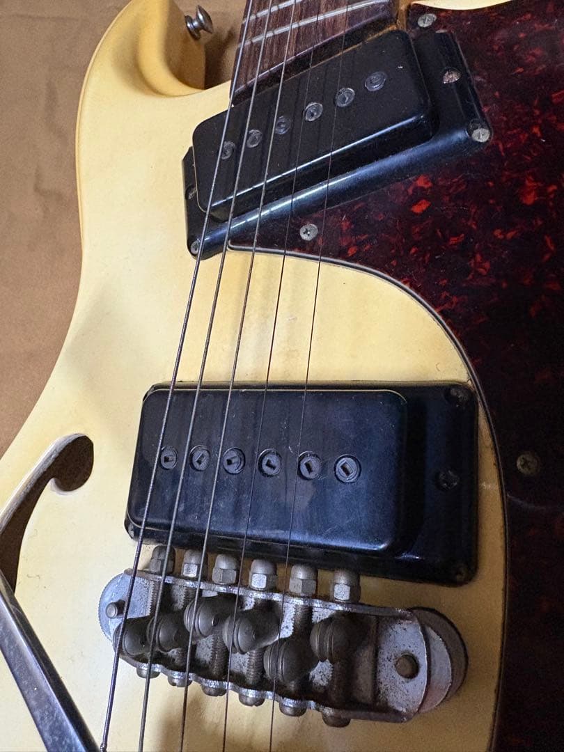 H*T様 Morales Mosrite Model モラレス 日本製　ビンテー
