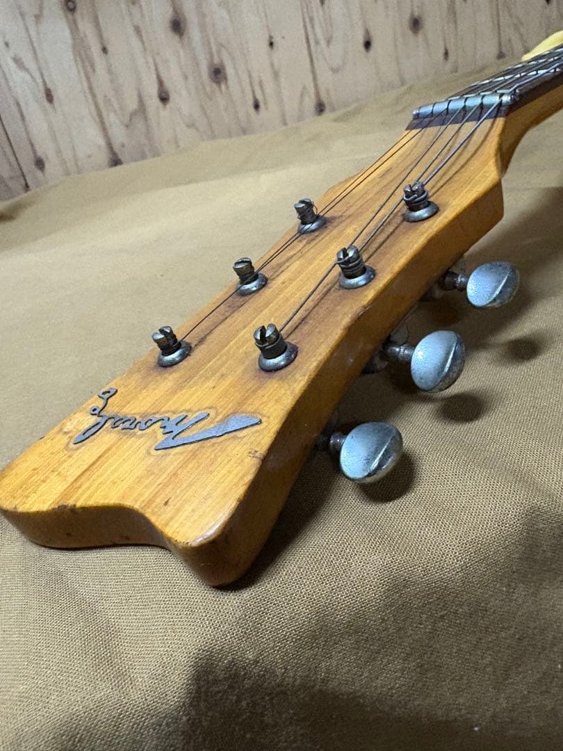 H*T様 Morales Mosrite Model モラレス 日本製　ビンテー