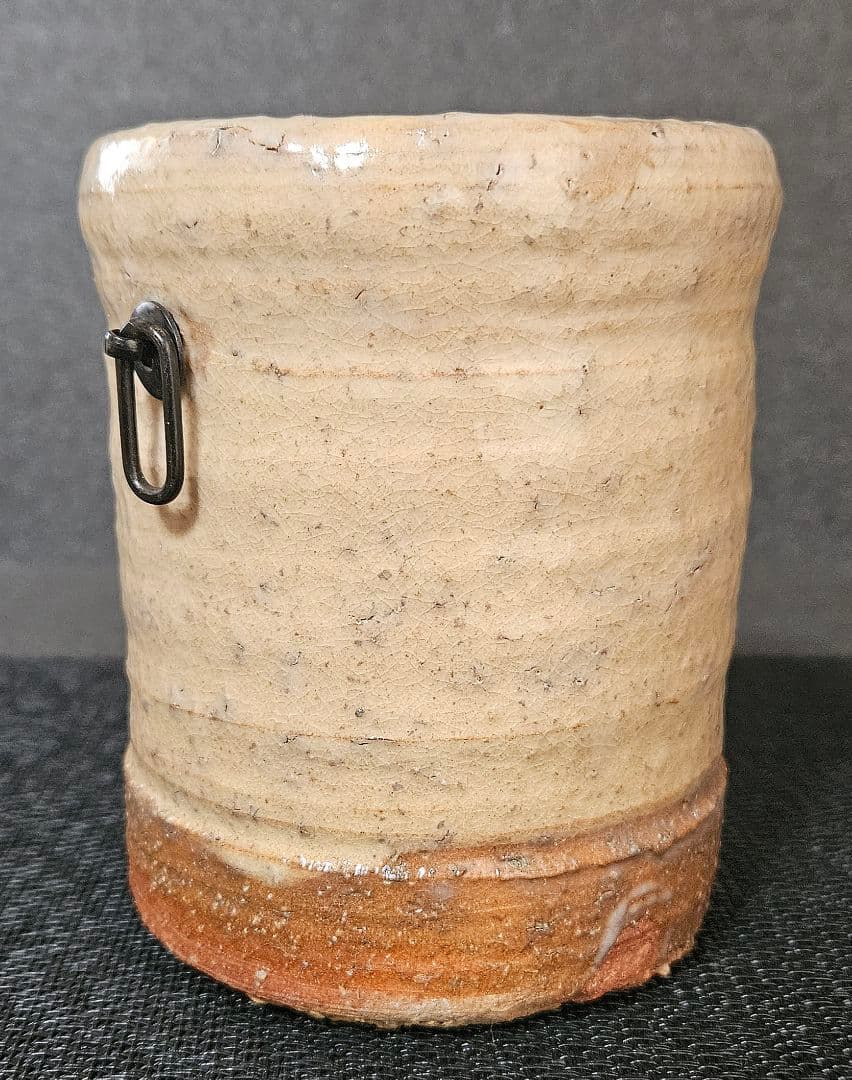 萩焼　七代兼田三左ェ門　作　萩焼　花入れ　掛け花入れ　茶道具　茶器　花器
