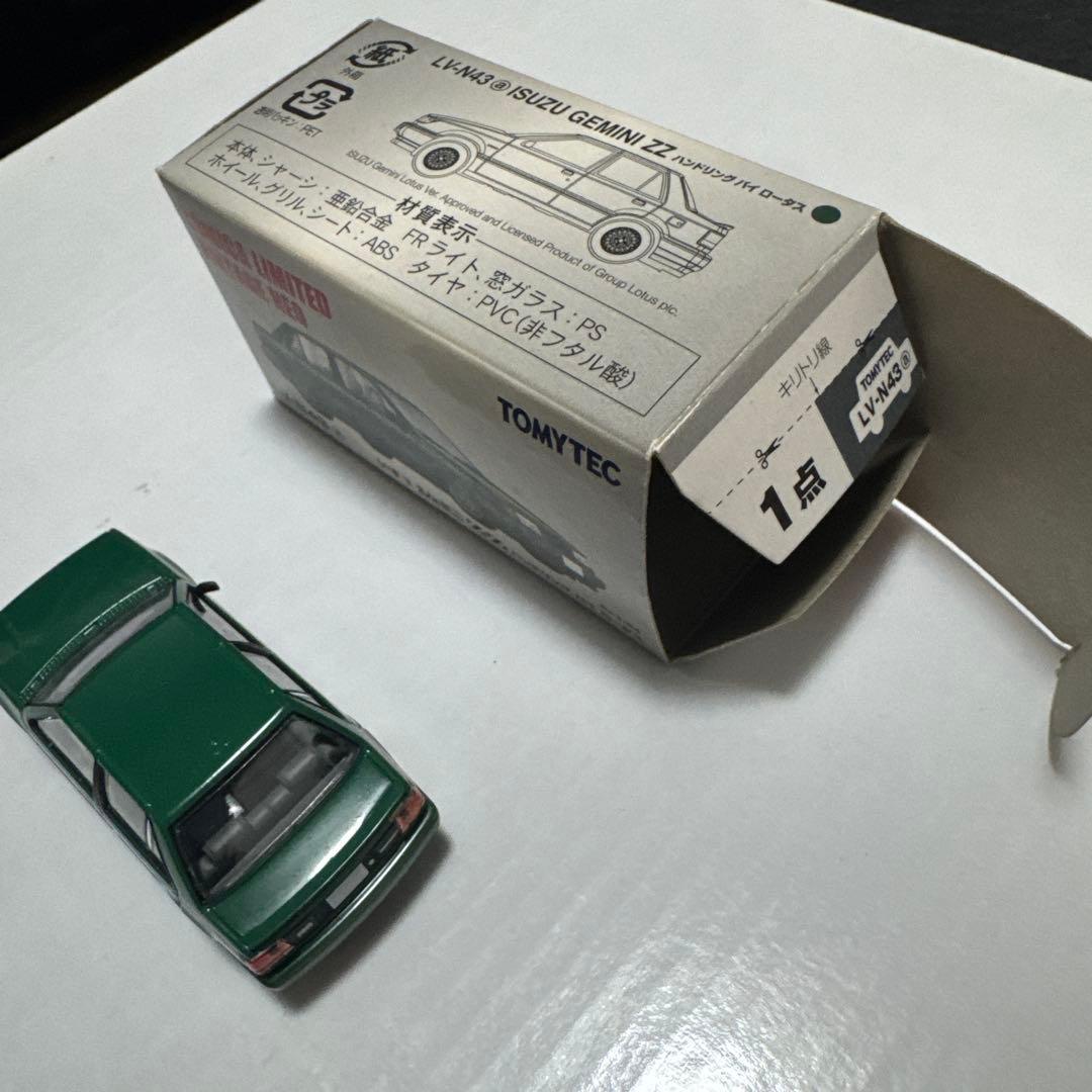 TOMICA LIMITED VINTAGE NEO いすゞジェミニZZ