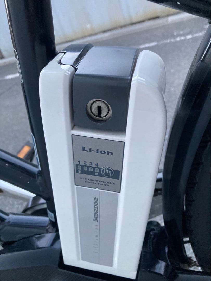 1848業界最長12ヶ月保証付！送料無料エリア多数！安全整備済み！電動自転車