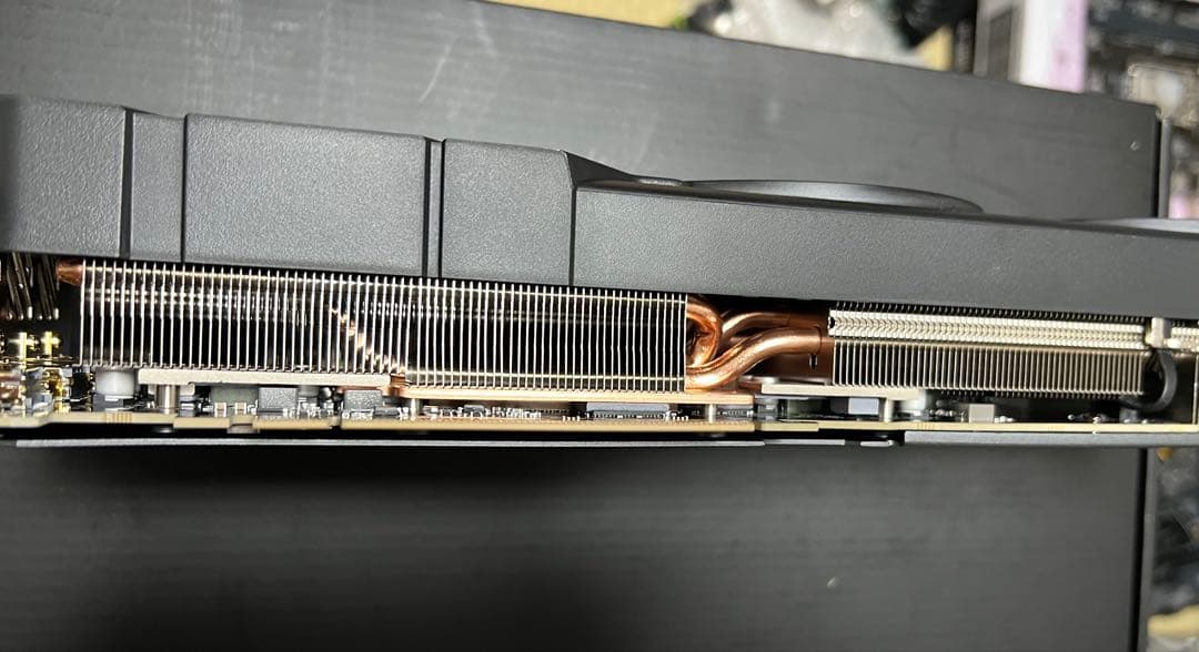 グラフィックボード・グラボ・ビデオカード GIGABYTE GEFORCE RTX 4070 Ti Super 16Gb