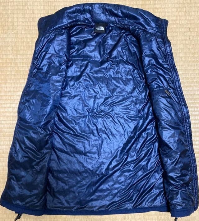 ノースフェイス レッドポイントライトベスト　光電子　プリマロフト　M