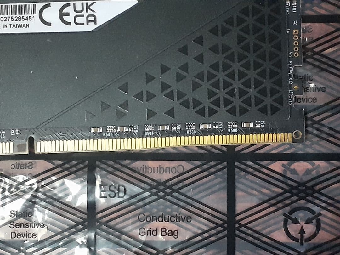 corsair vengeance DDR4 メモリ　32GB×1 訳あり品