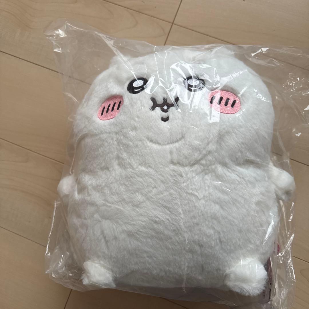 ちいかわ　重め！ぼっちゃり抱っこぬいぐるみ［32㎝］ちいかわ