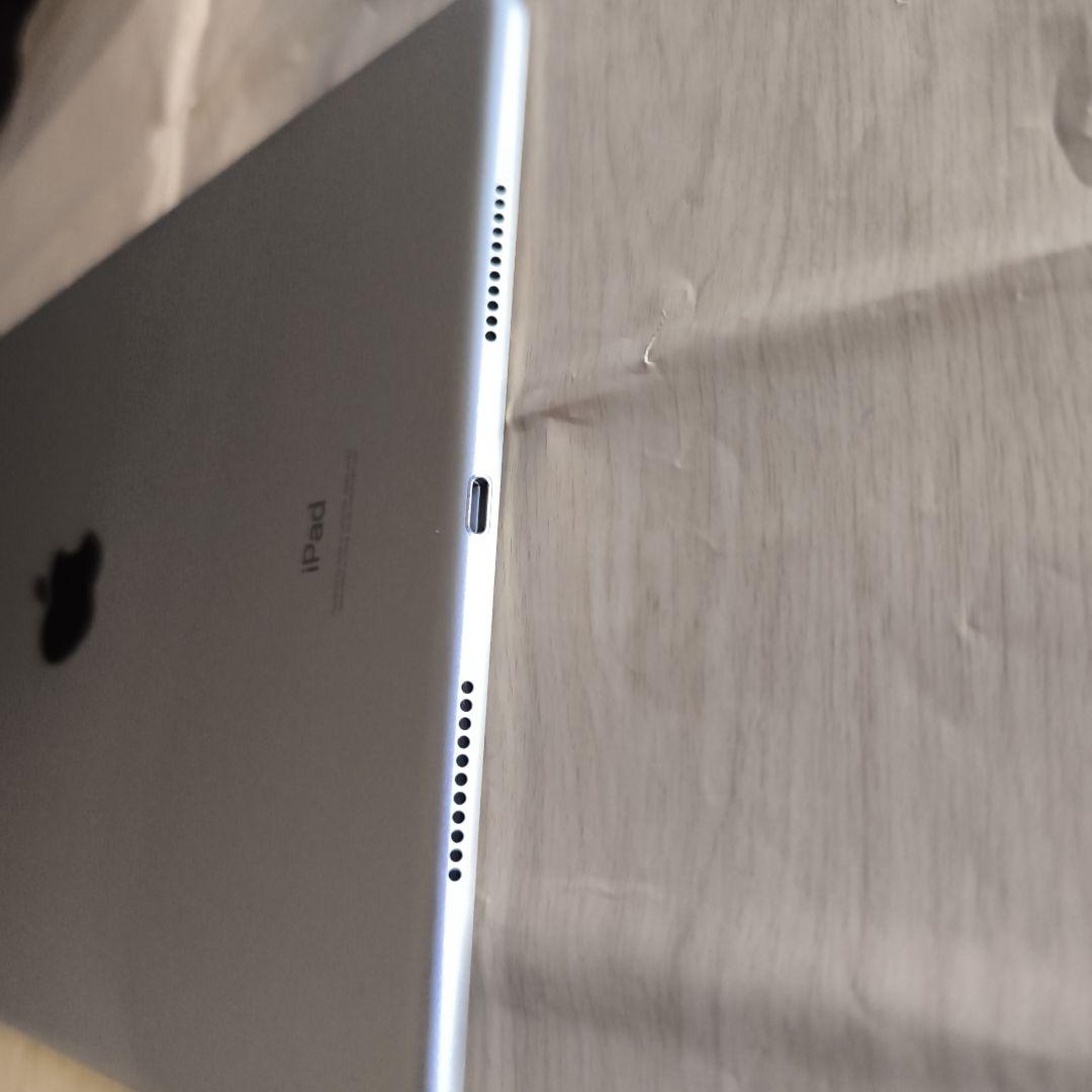 超美品　iPad Air第3世代/64GBWi-Fiモデル Apple