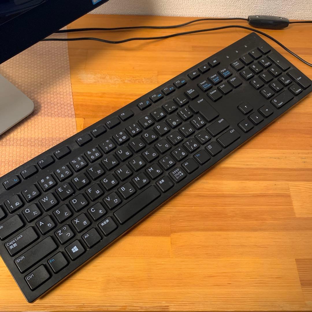 DELL Inspiron 24 5488 i7 12GB ※Windows10