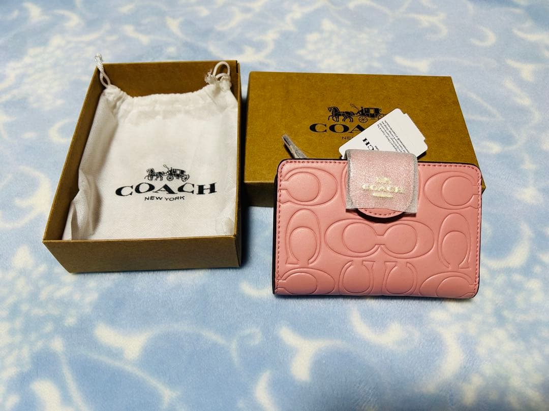 COACH ミディアムコーナージップ ウォレット・シグネチャー新品未使用タグ付き