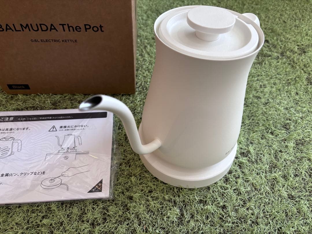【贈答品】BALMUDA THE POT バルミューダ 電気ケトル ホワイト