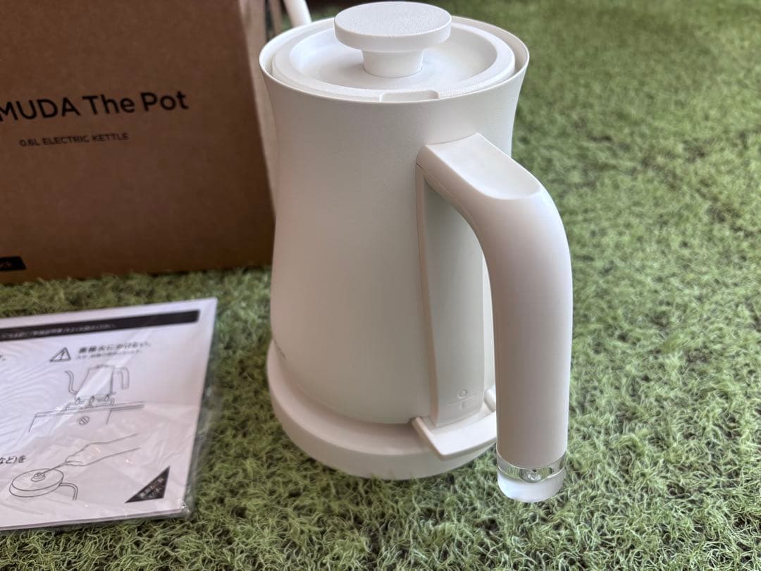 【贈答品】BALMUDA THE POT バルミューダ 電気ケトル ホワイト