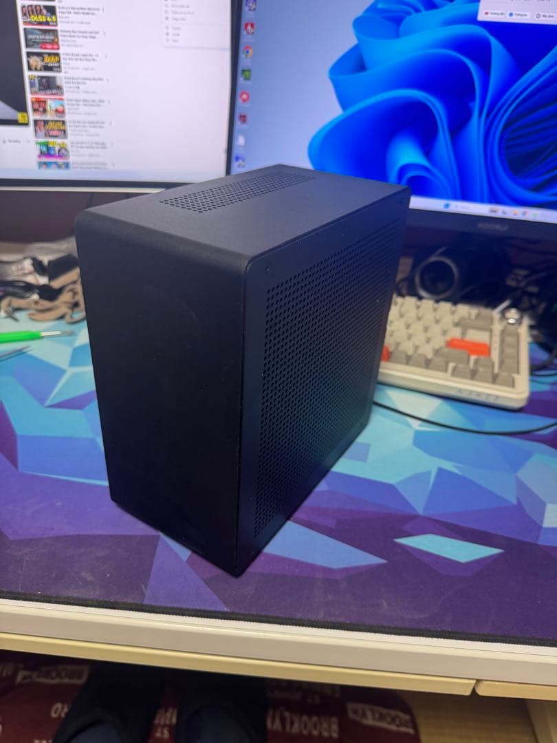 JONSBO NV 10 Mini-ITXケース NAS向け アルミ筐体 中古品